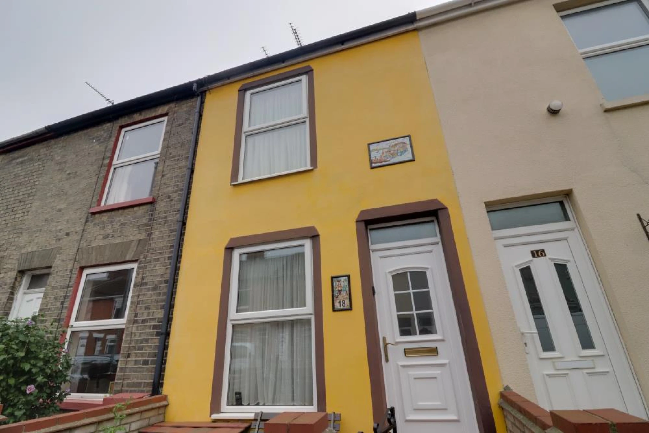 Property enquiry form background image