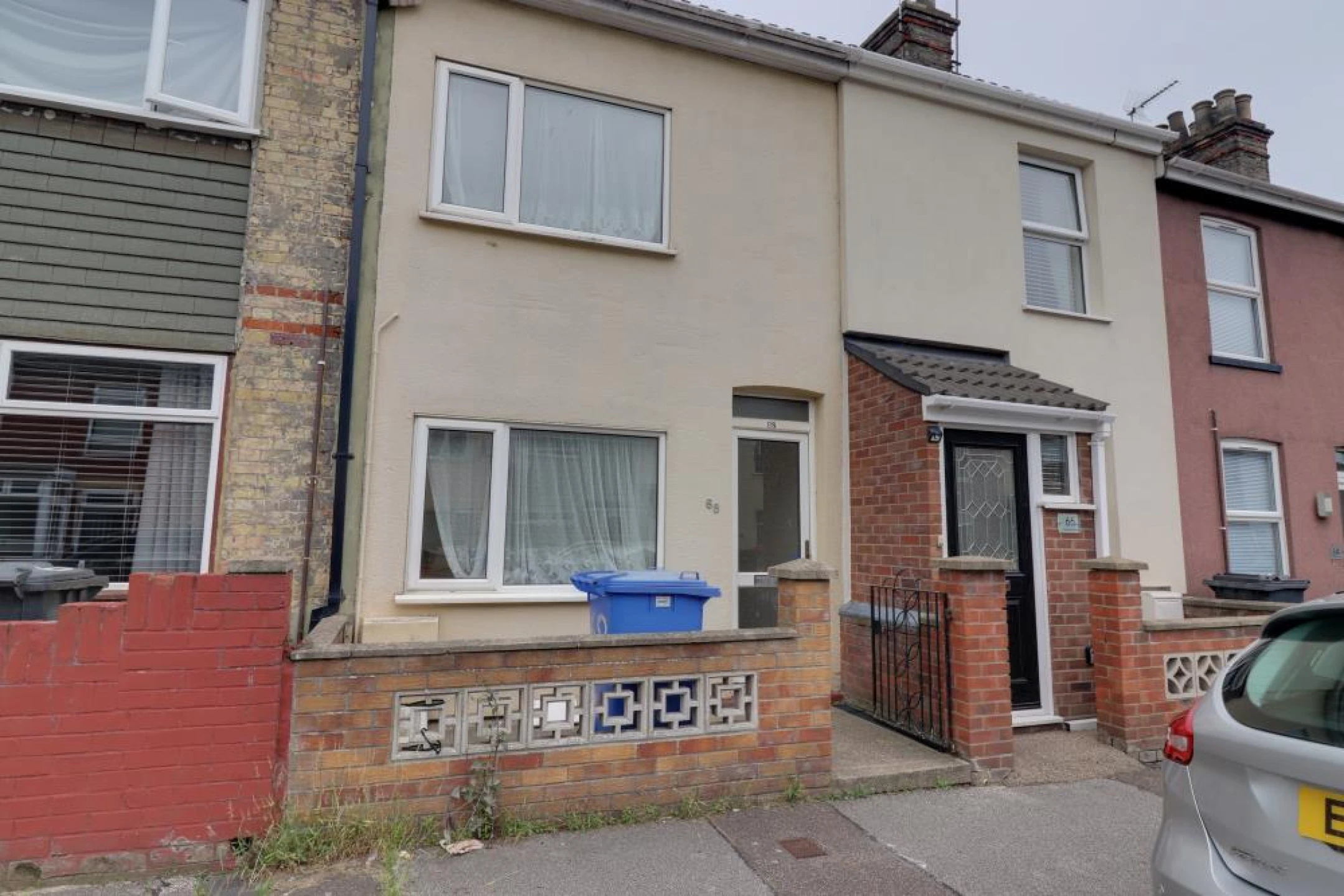 Property enquiry form background image