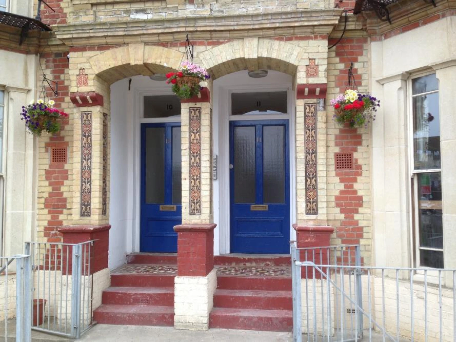Property enquiry form background image