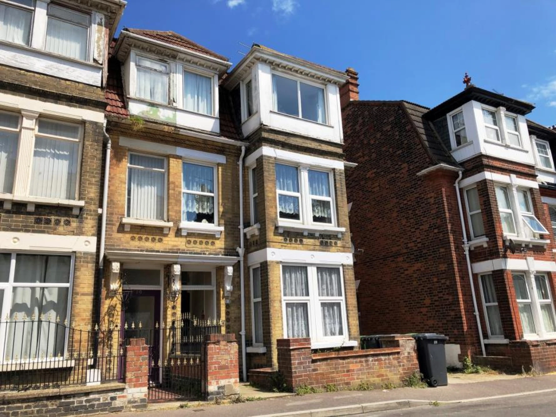 Property enquiry form background image