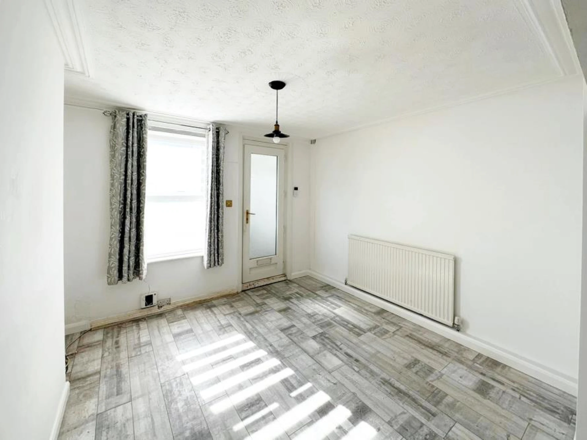 Property enquiry form background image