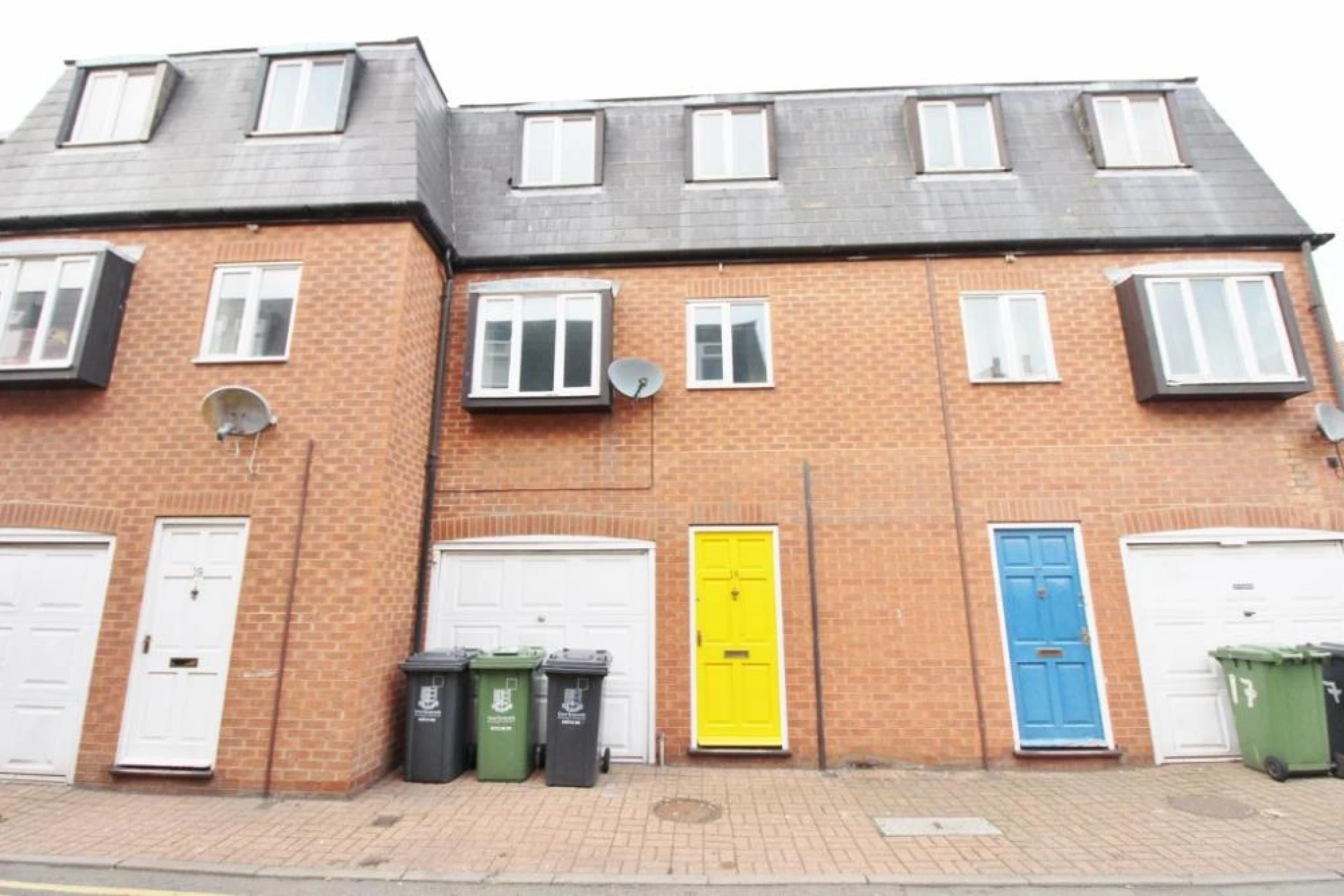 Property enquiry form background image