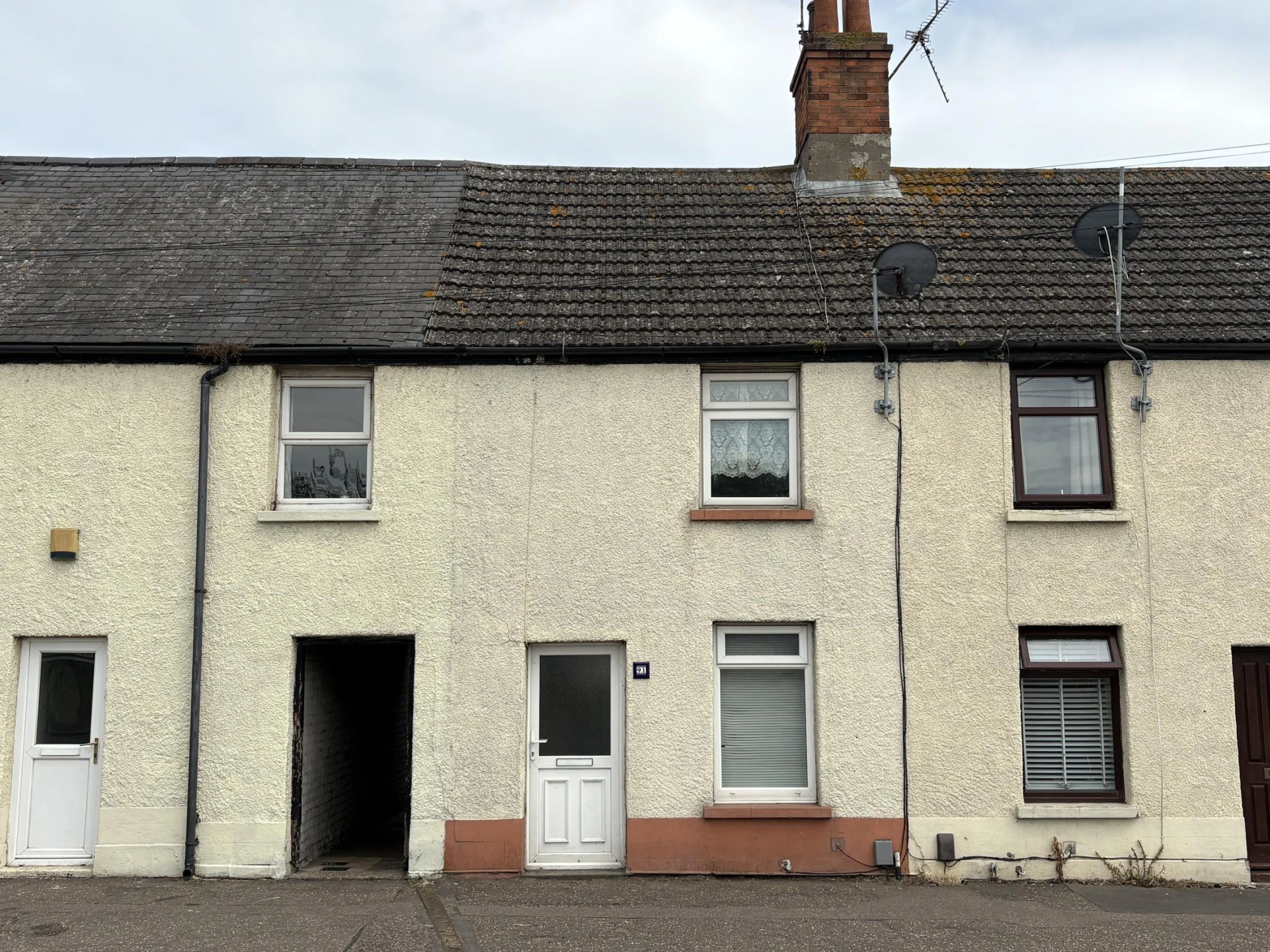 Property enquiry form background image