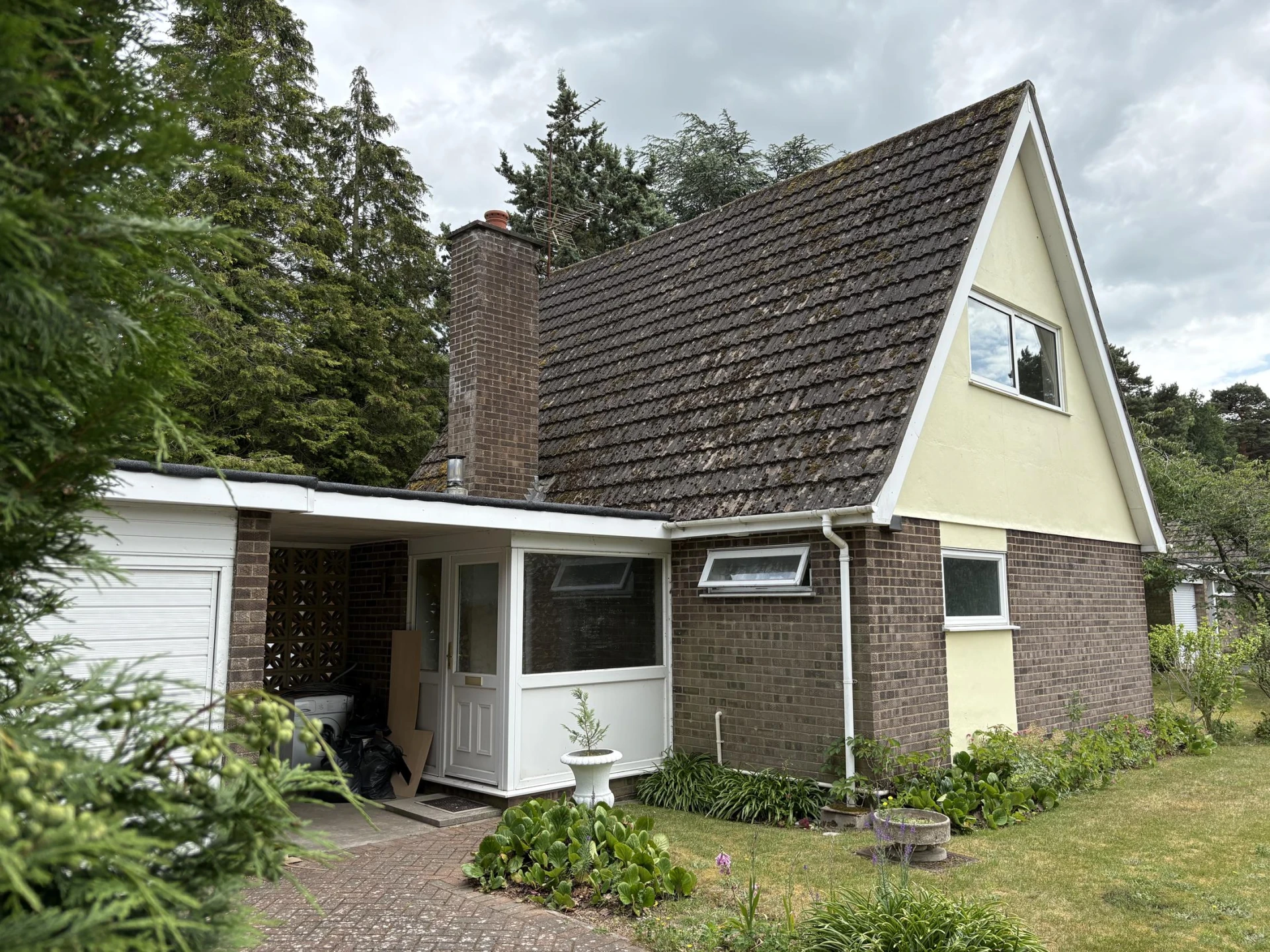 Property enquiry form background image
