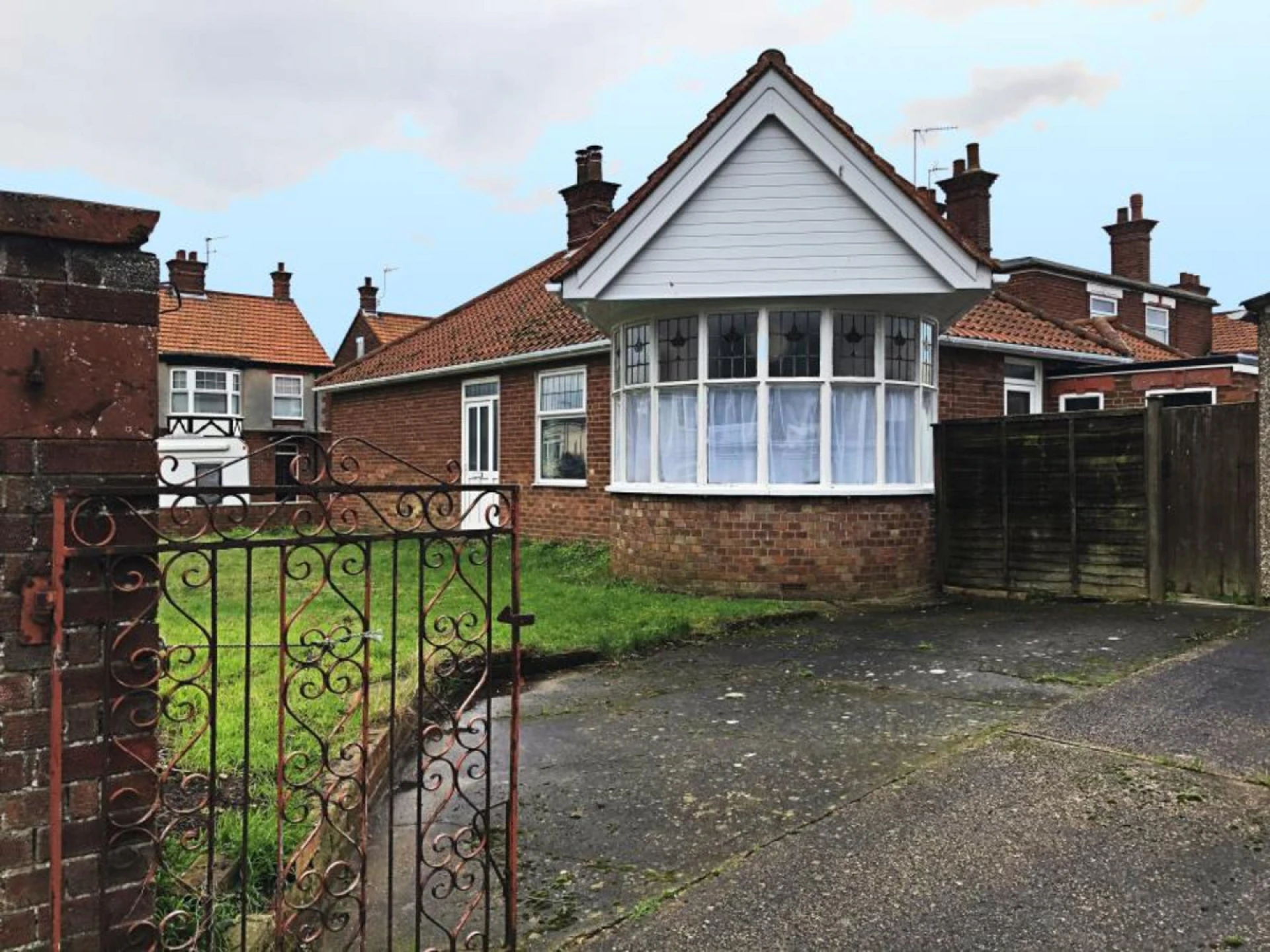 Property enquiry form background image