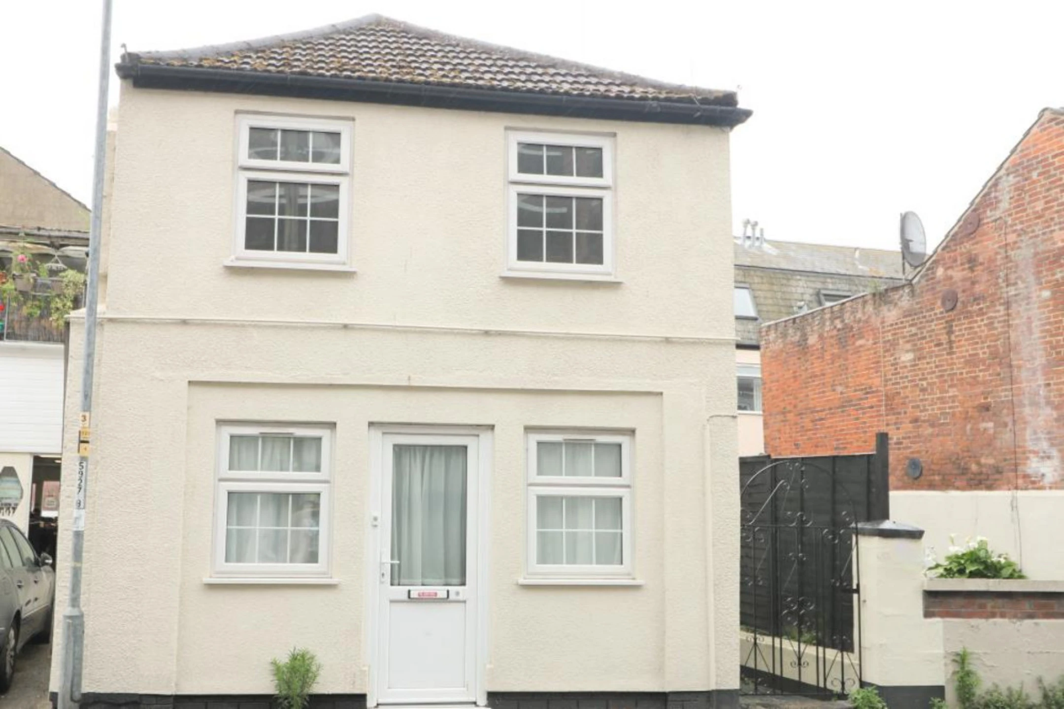 Property enquiry form background image