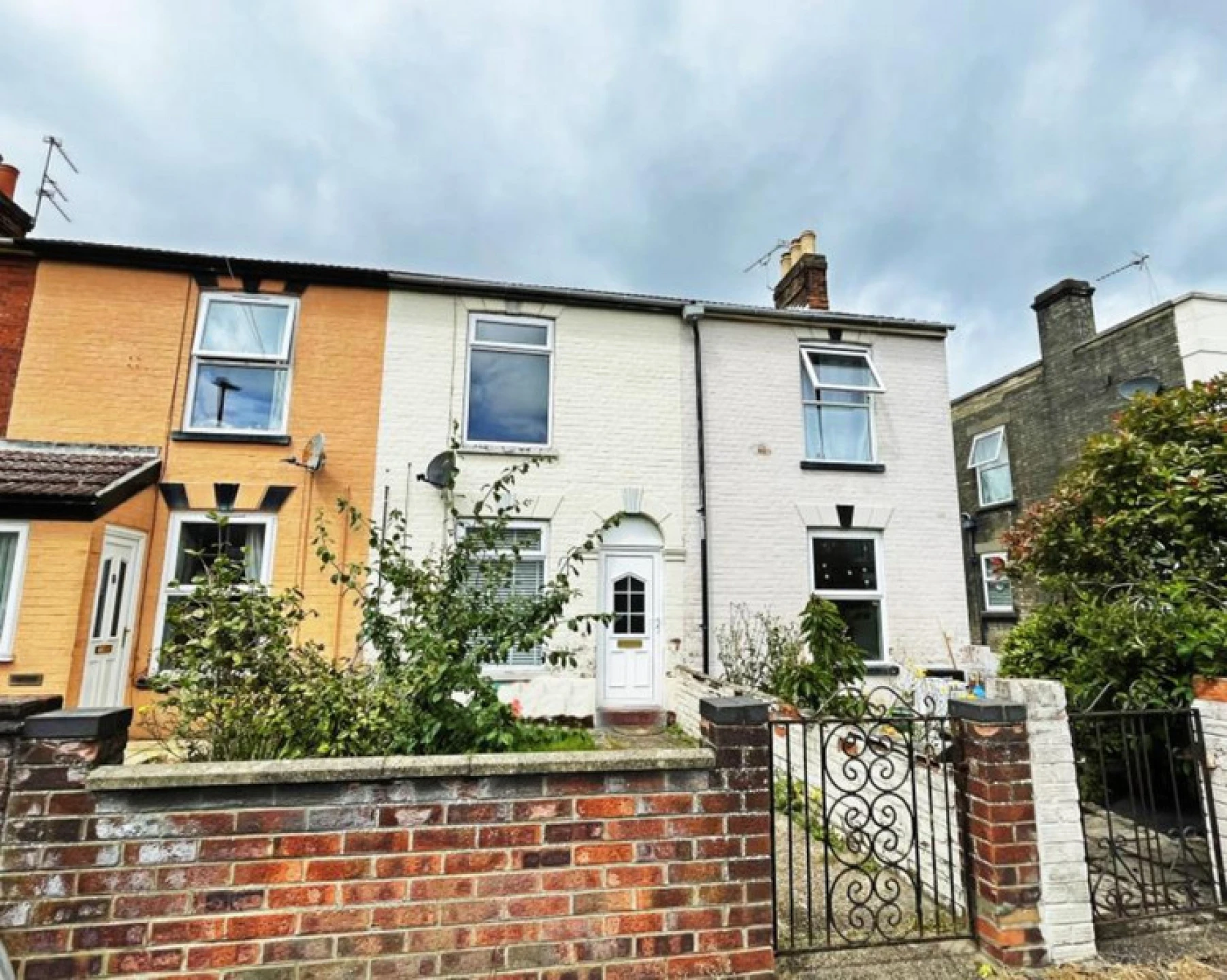Property enquiry form background image