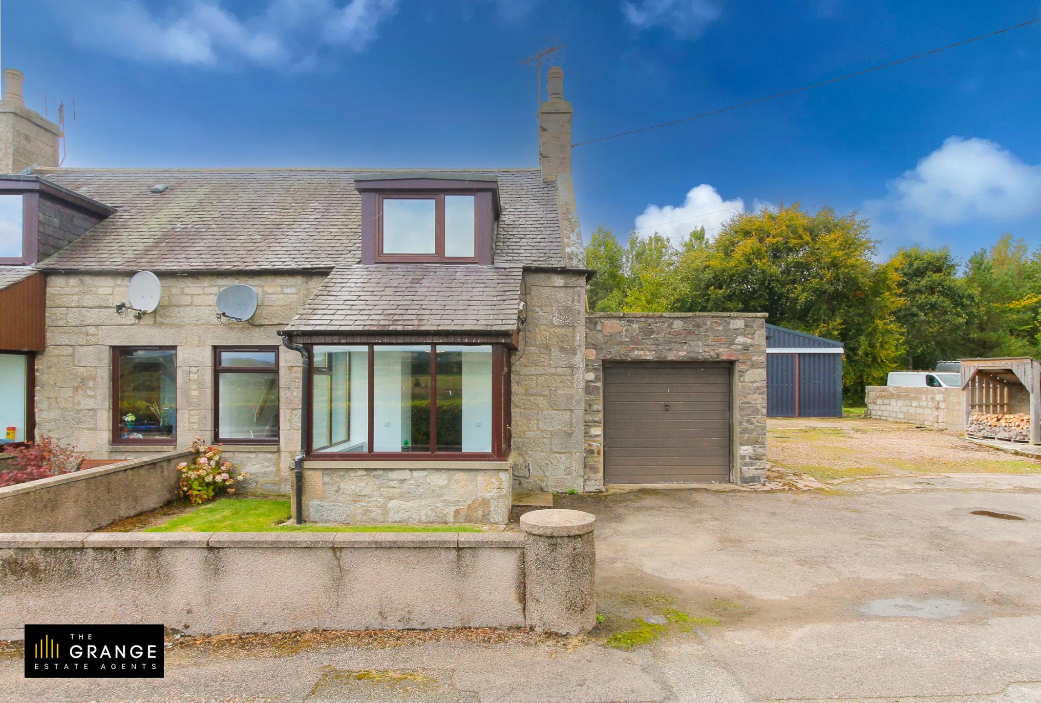 Property enquiry form background image