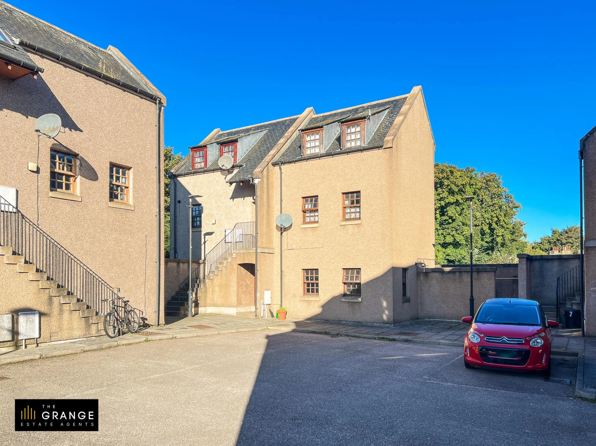 Property enquiry form background image