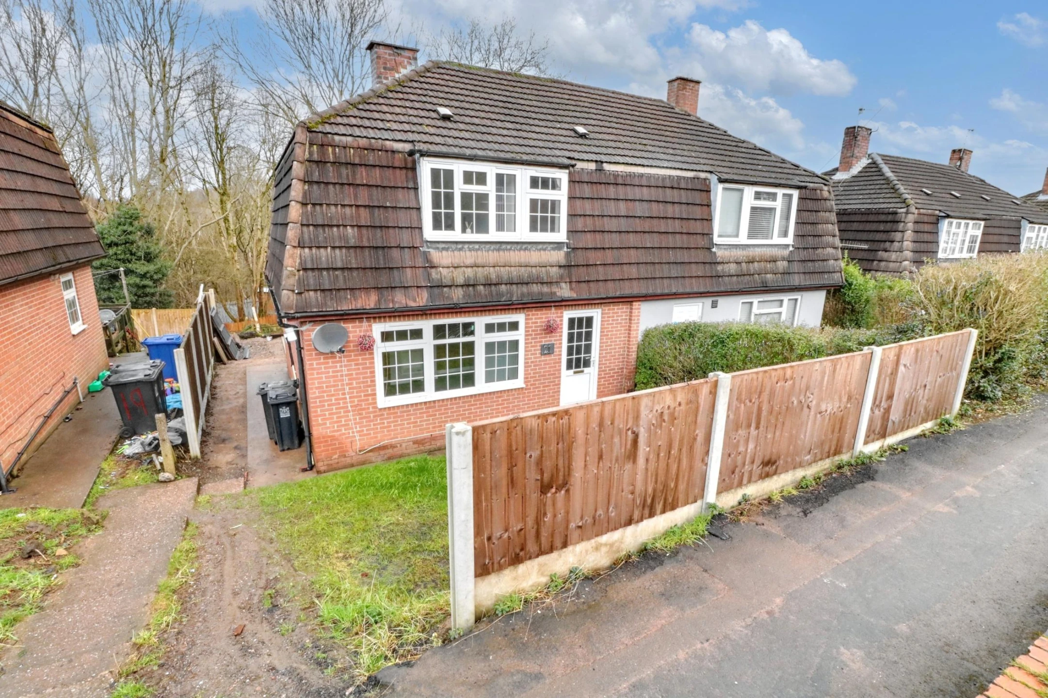 Property enquiry form background image