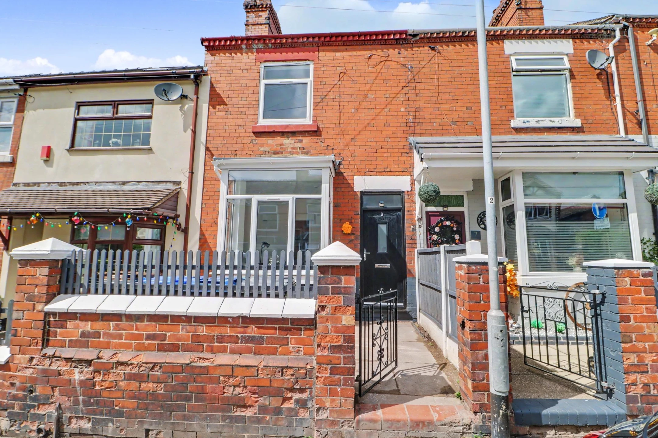 Property enquiry form background image