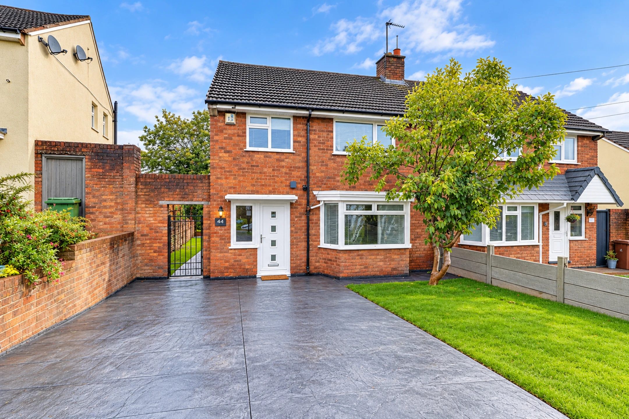 Property enquiry form background image