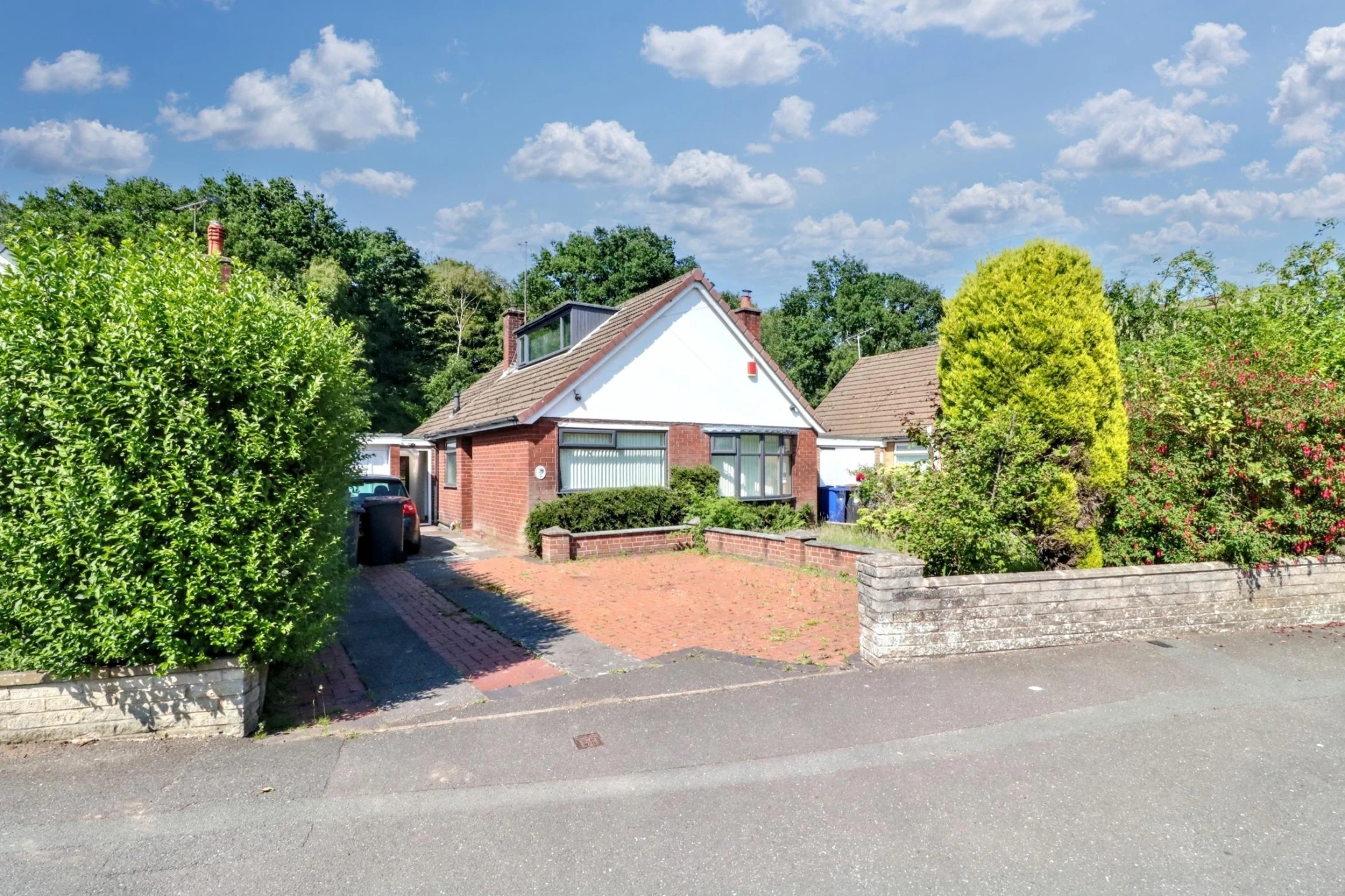 Property enquiry form background image