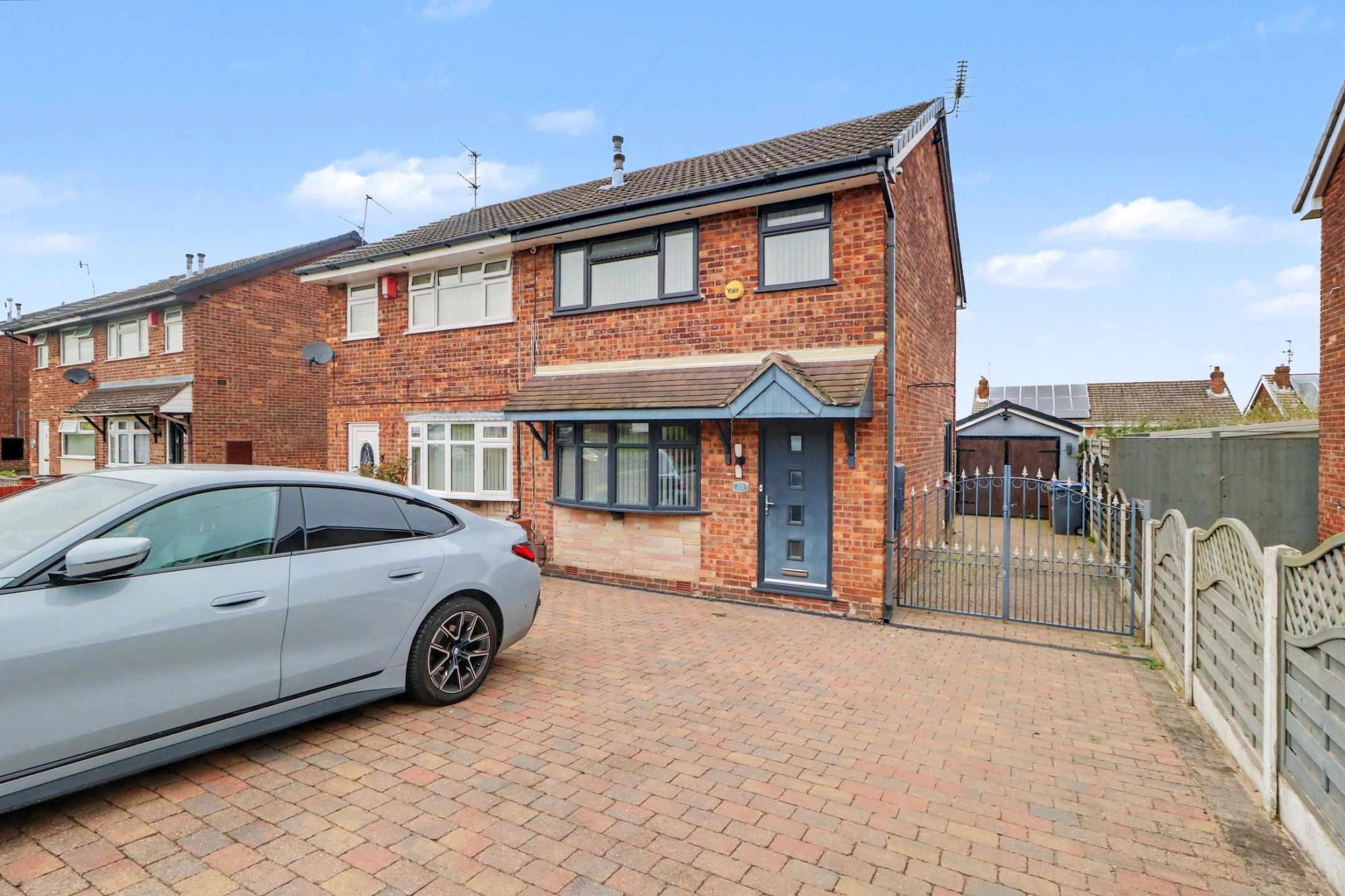 Property enquiry form background image