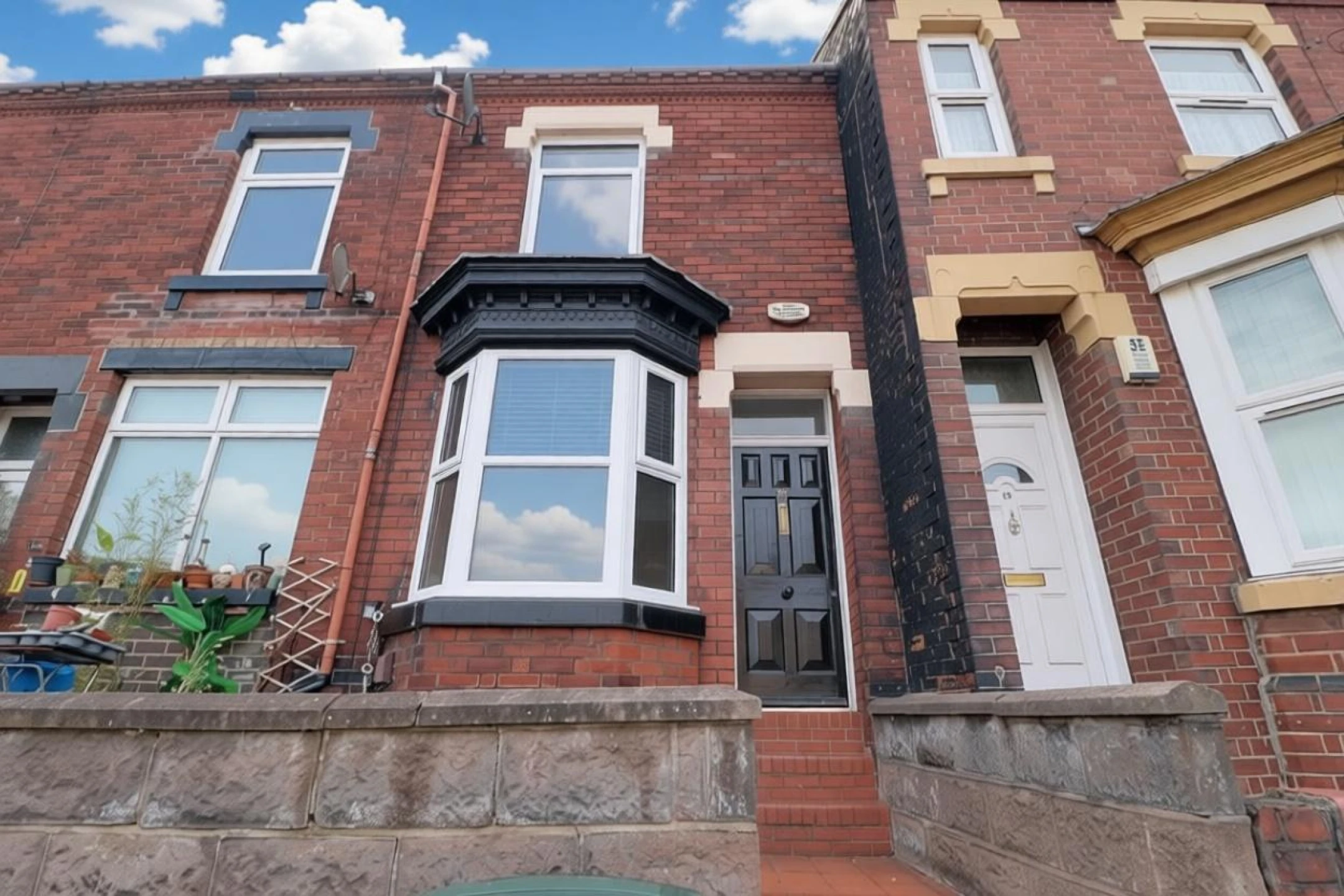 Property enquiry form background image