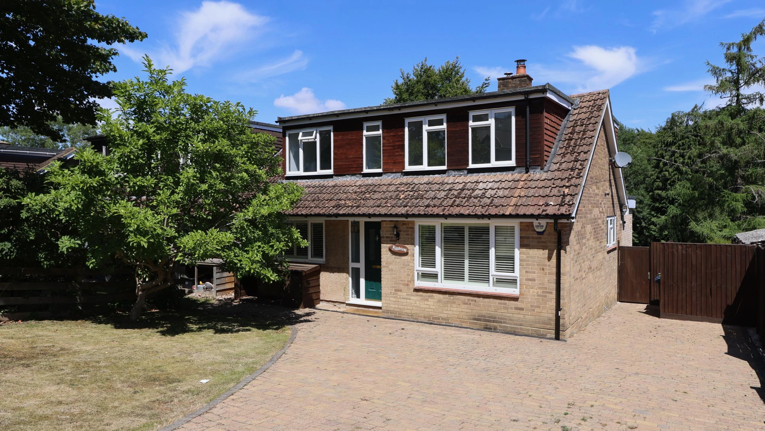 Property enquiry form background image