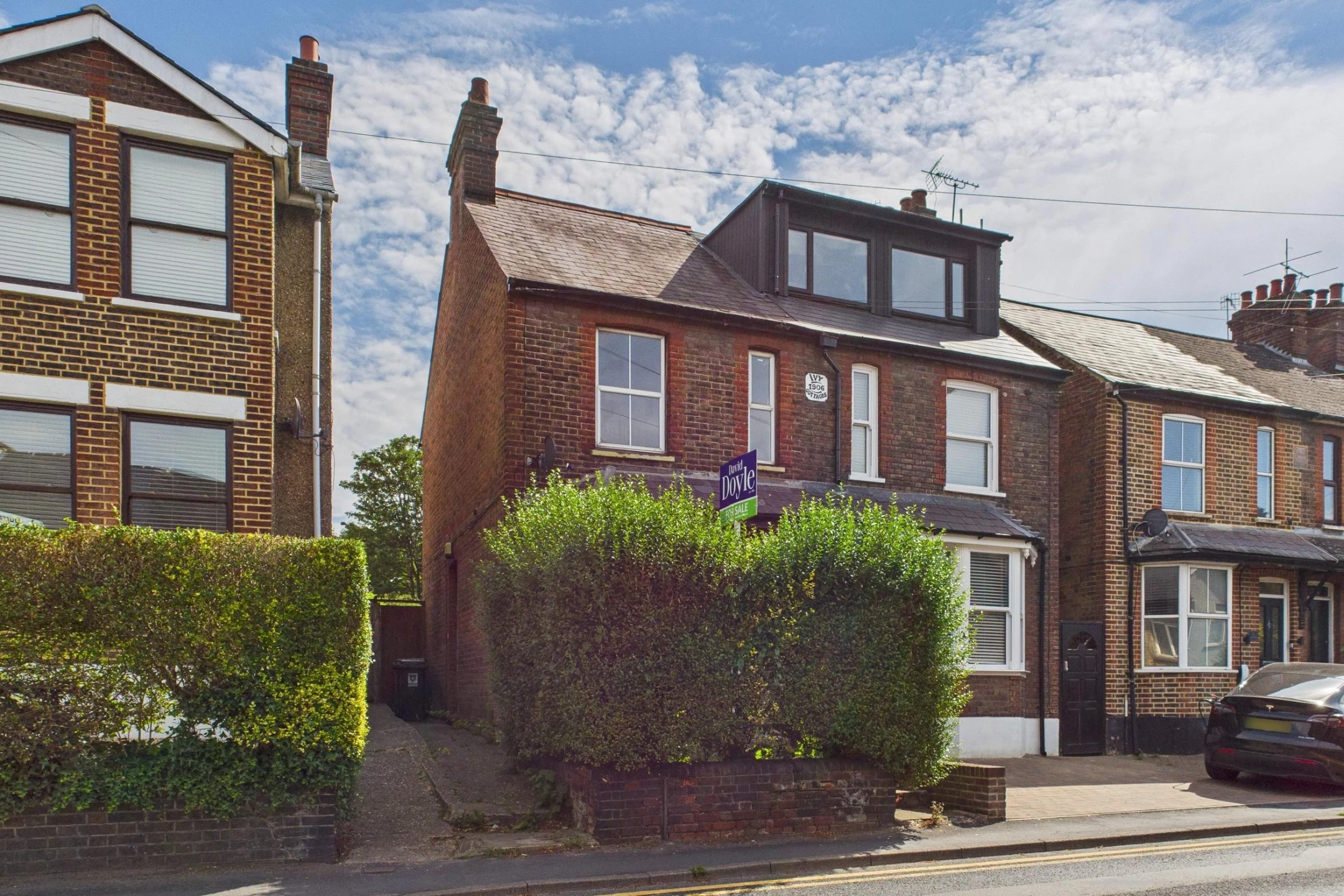 Property enquiry form background image