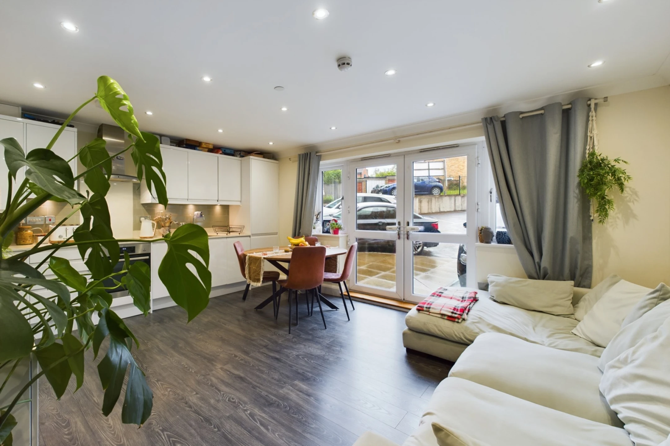 Property enquiry form background image