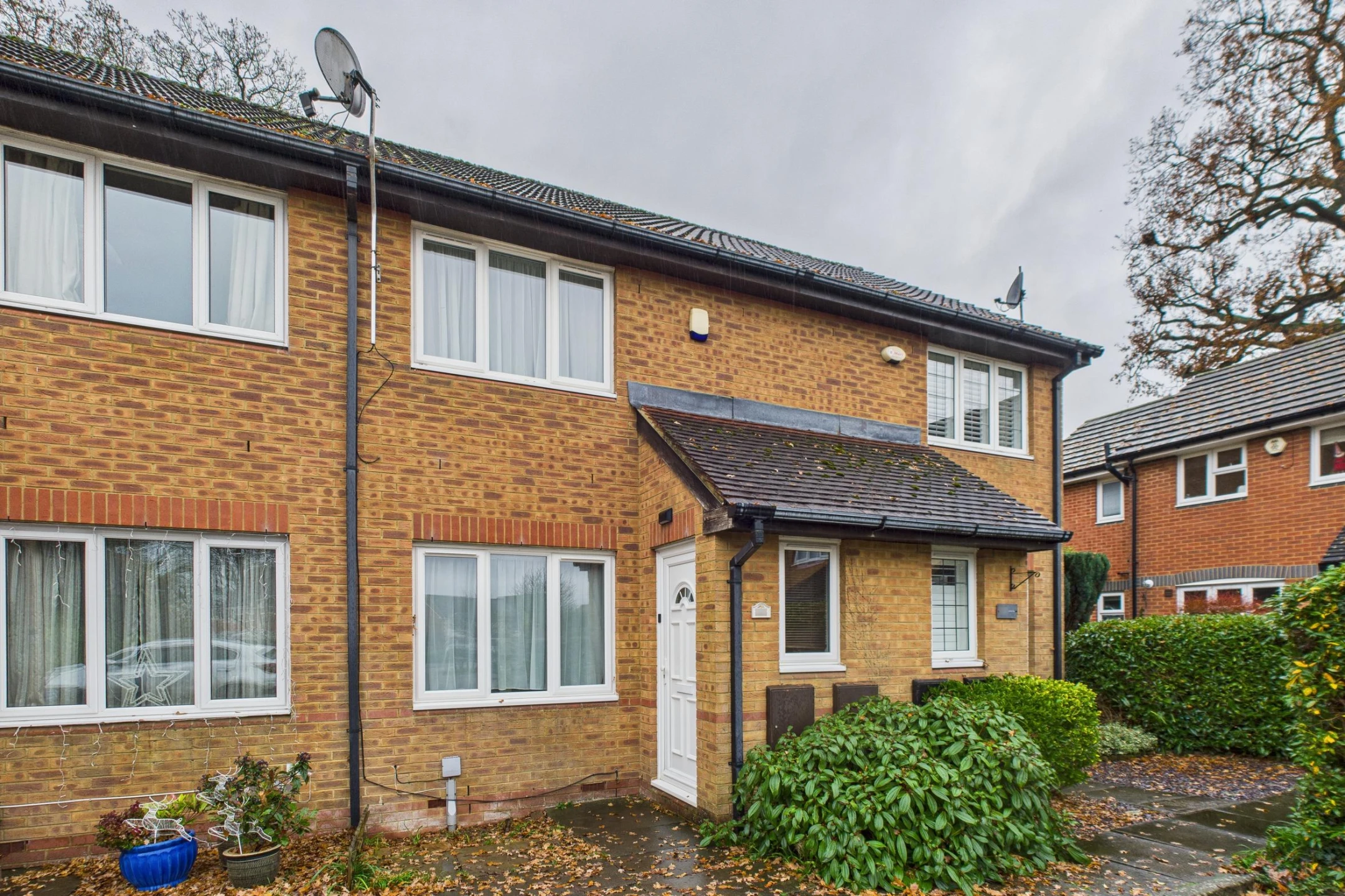 Property enquiry form background image