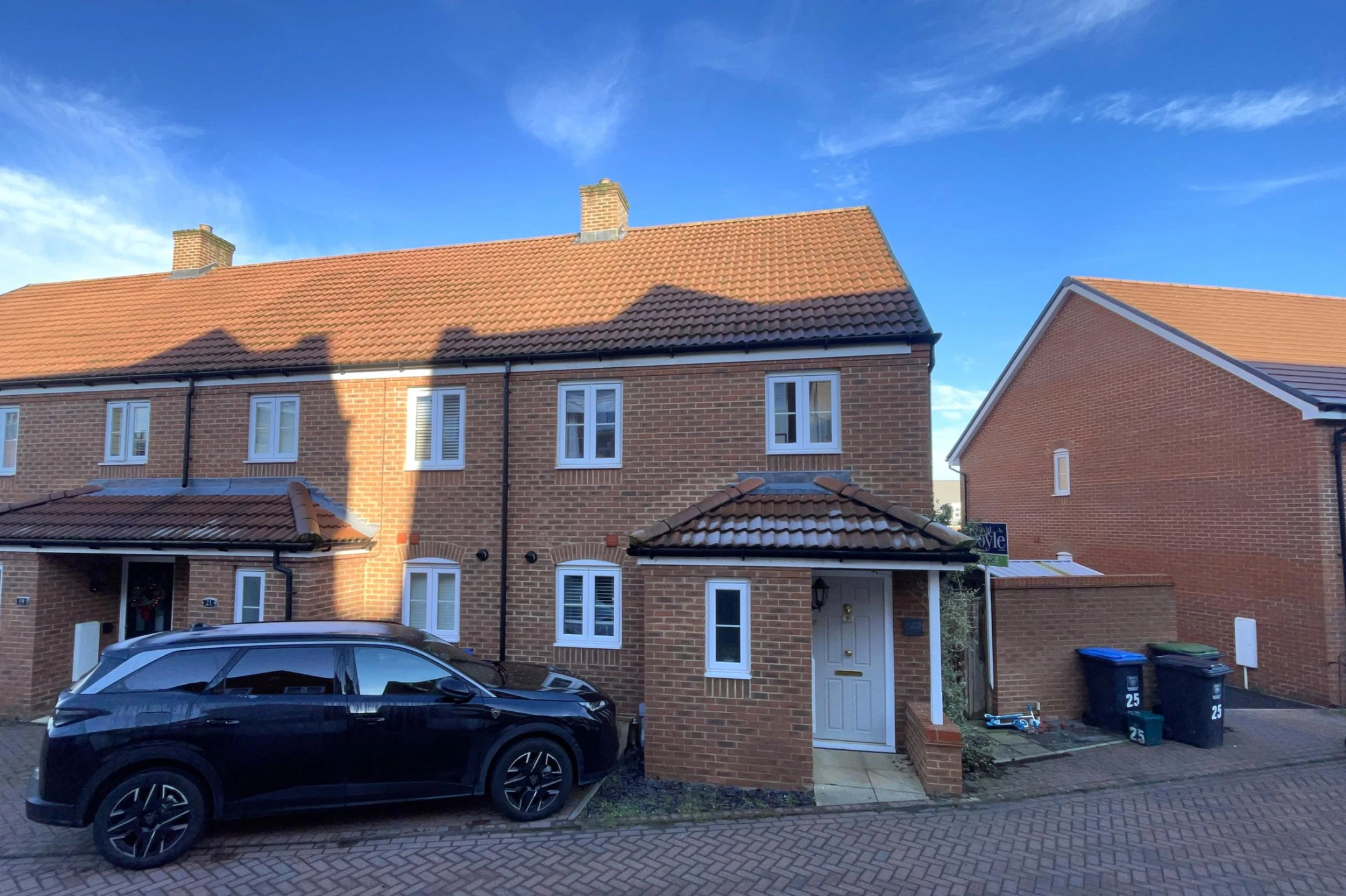 Property enquiry form background image