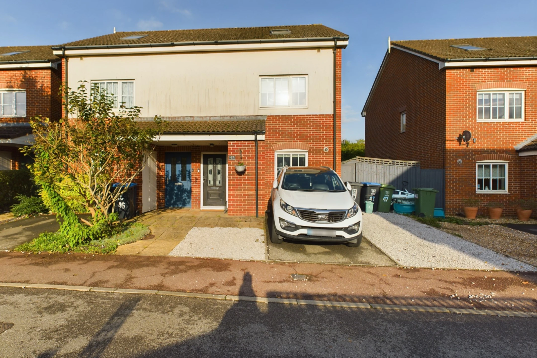 Property enquiry form background image
