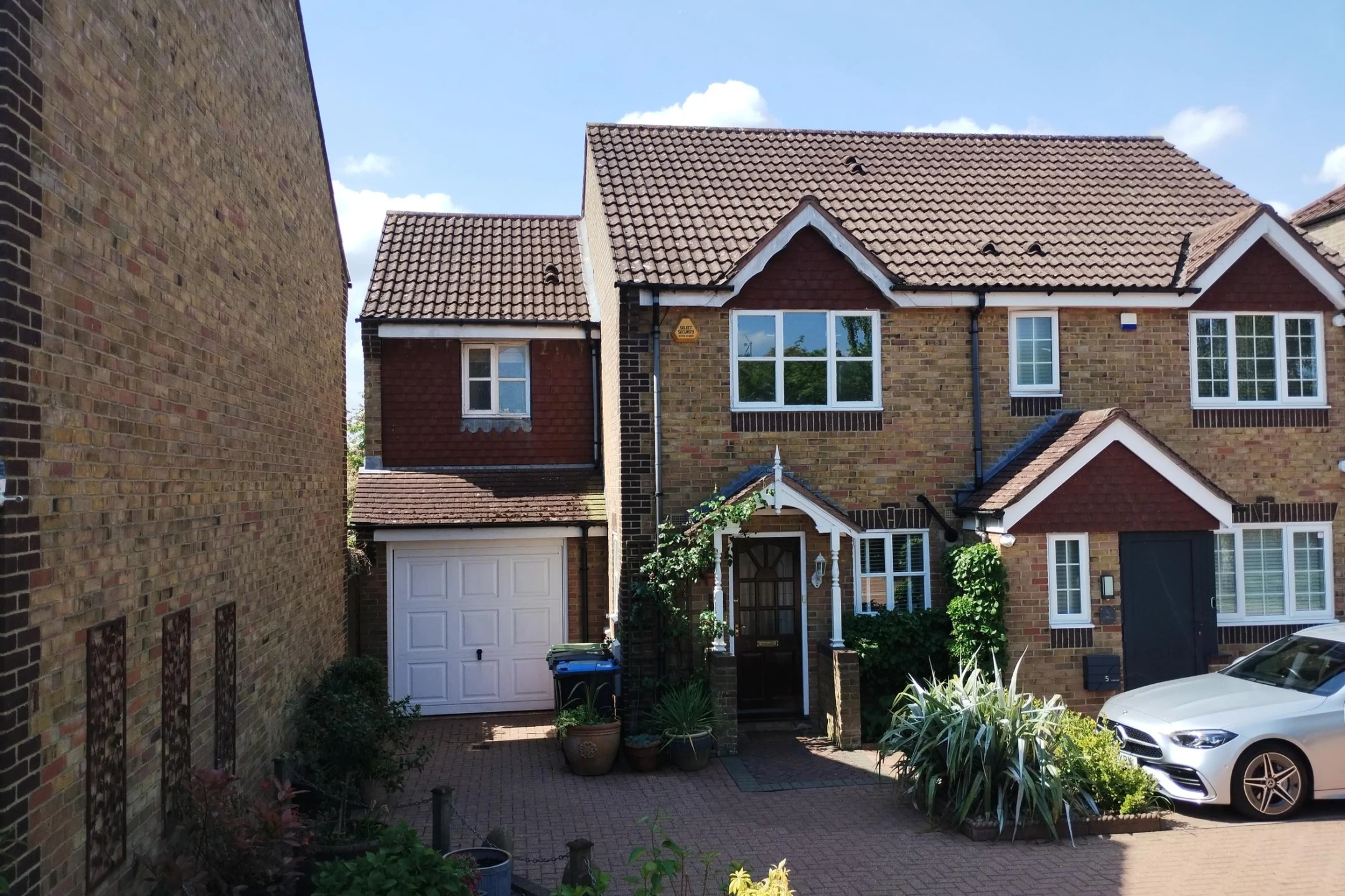 Property enquiry form background image