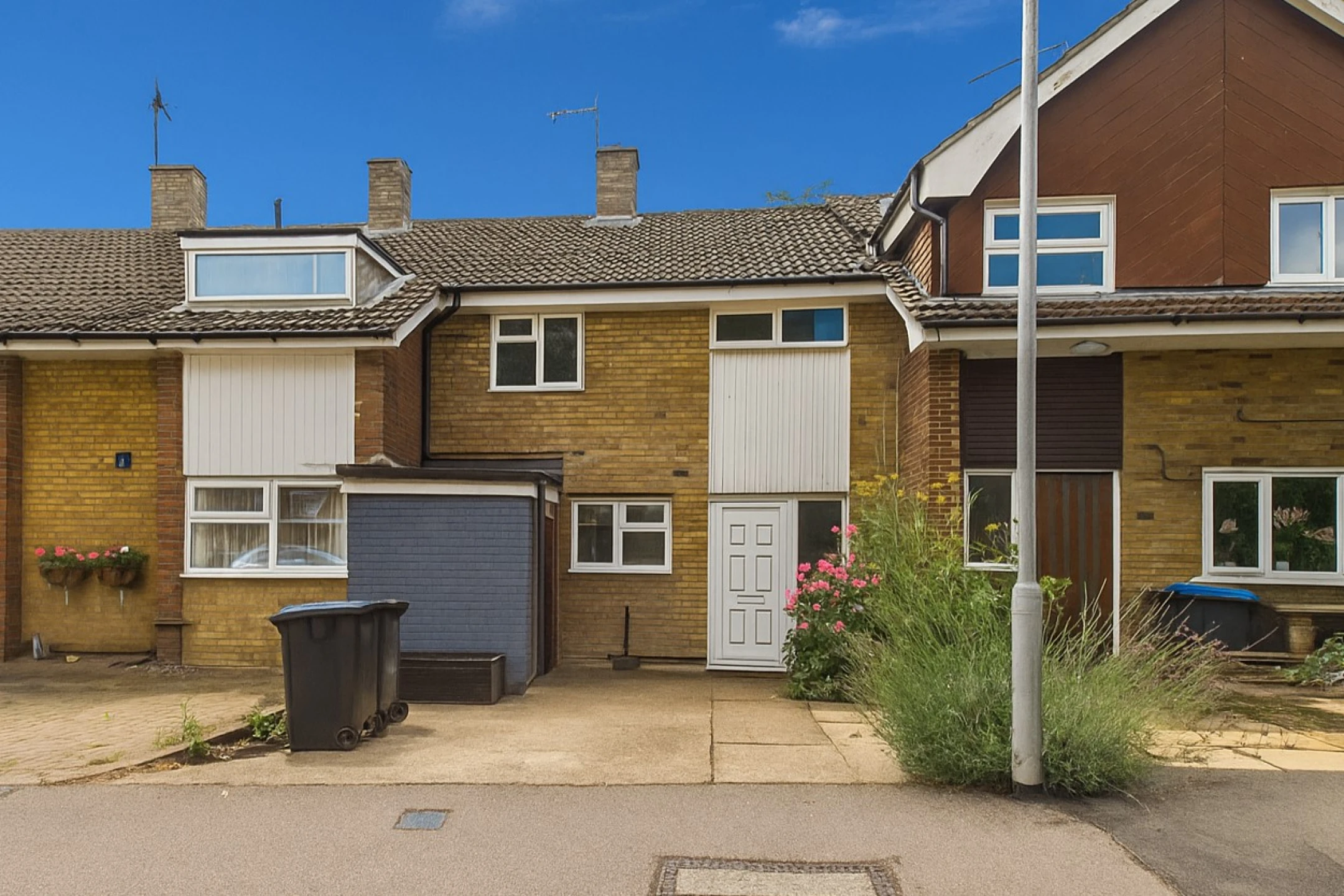 Property enquiry form background image