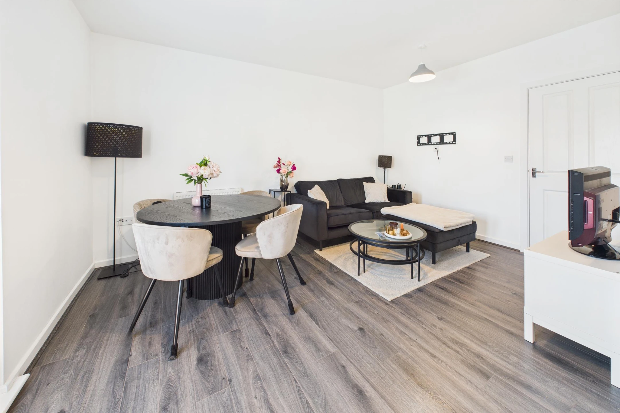 Property enquiry form background image