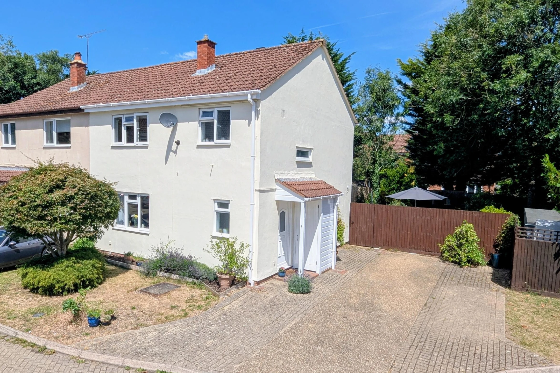 Property enquiry form background image