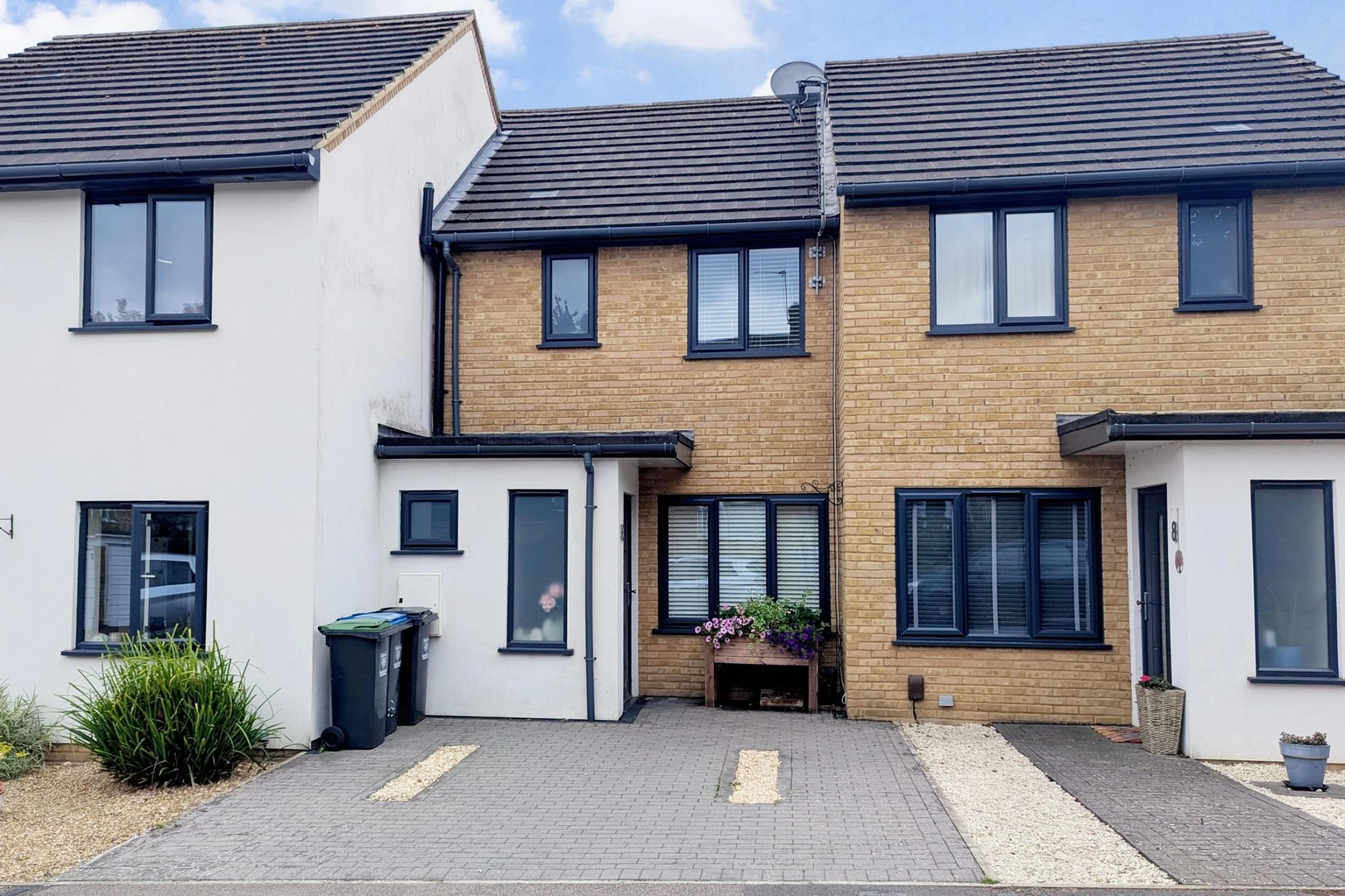 Property enquiry form background image