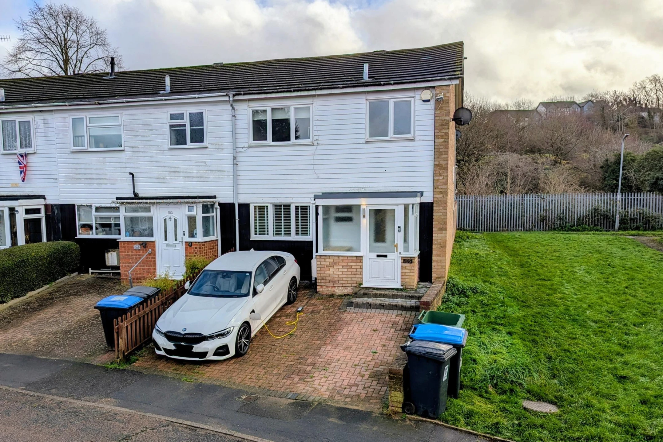 Property enquiry form background image