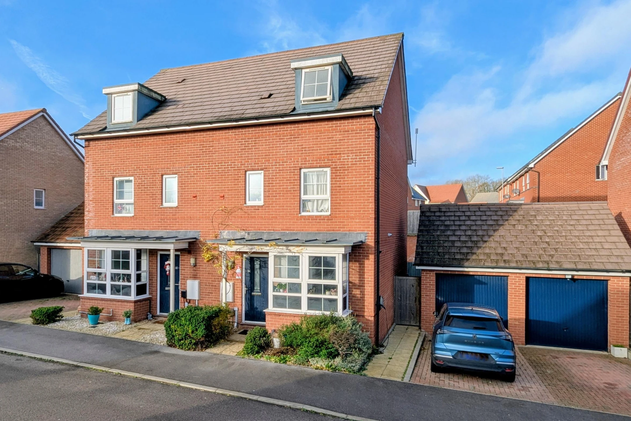 Property enquiry form background image