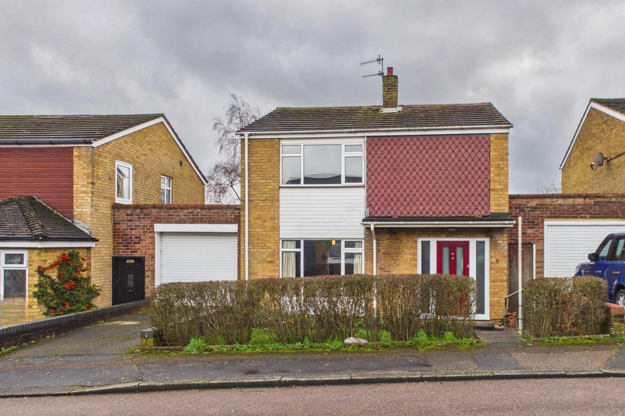 Property enquiry form background image