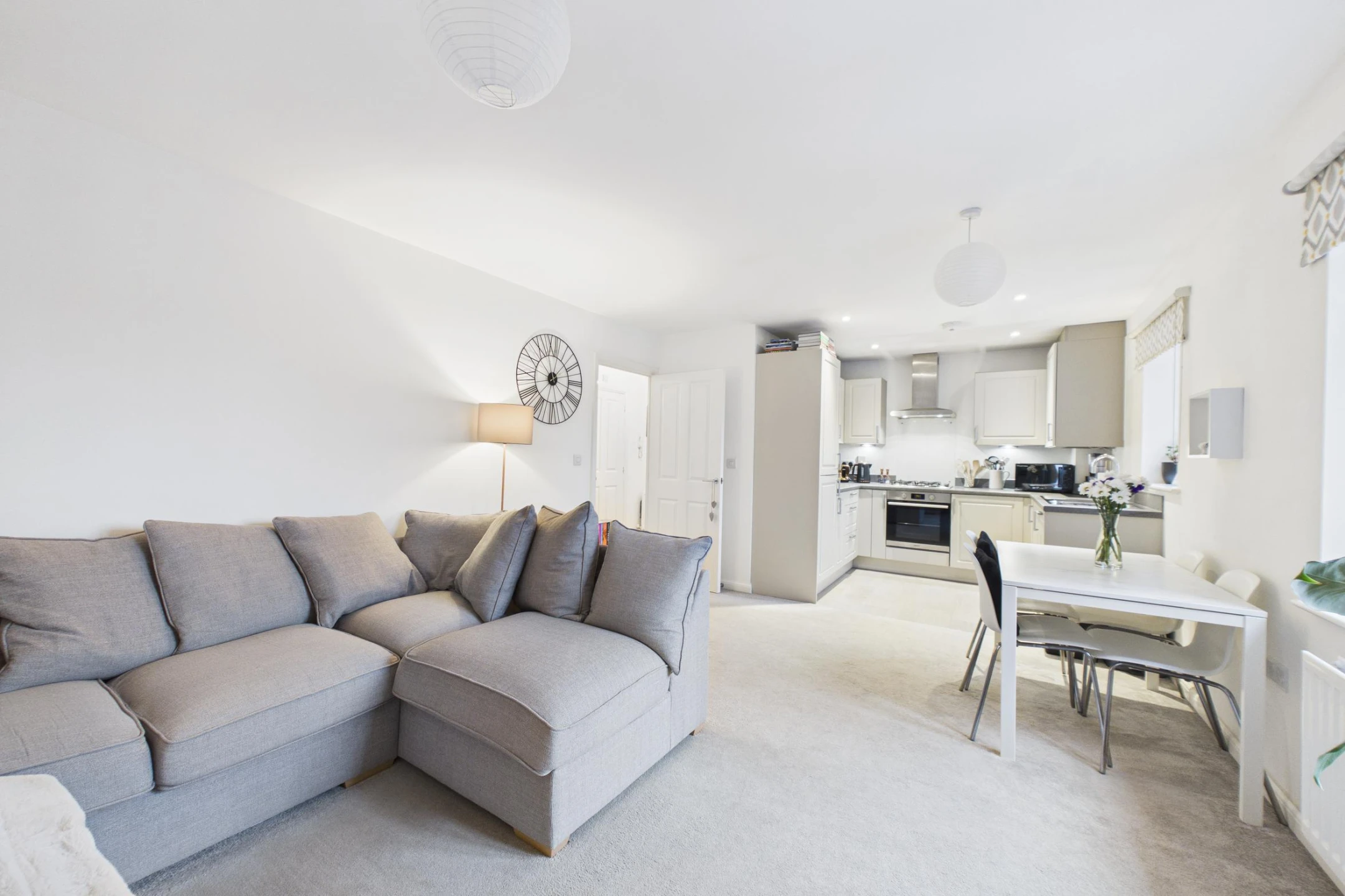 Property enquiry form background image