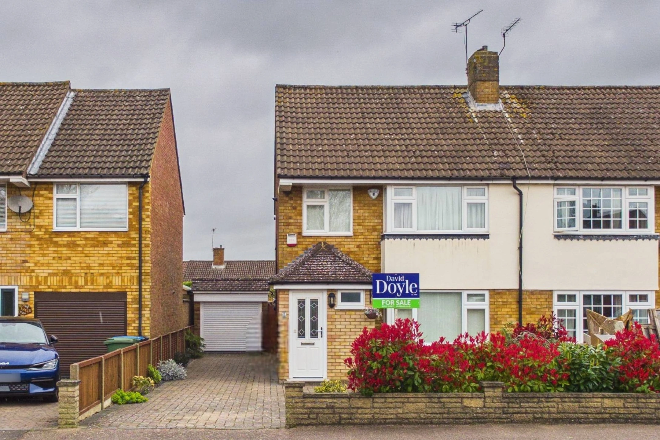 Property enquiry form background image