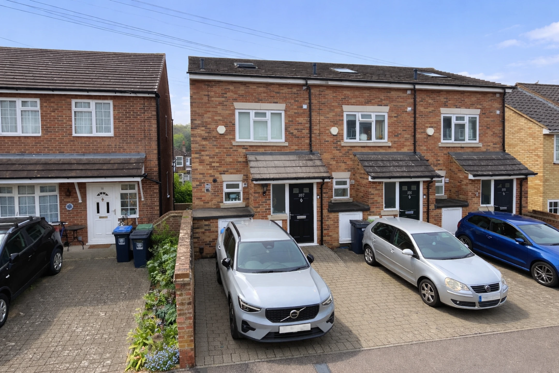 Property enquiry form background image