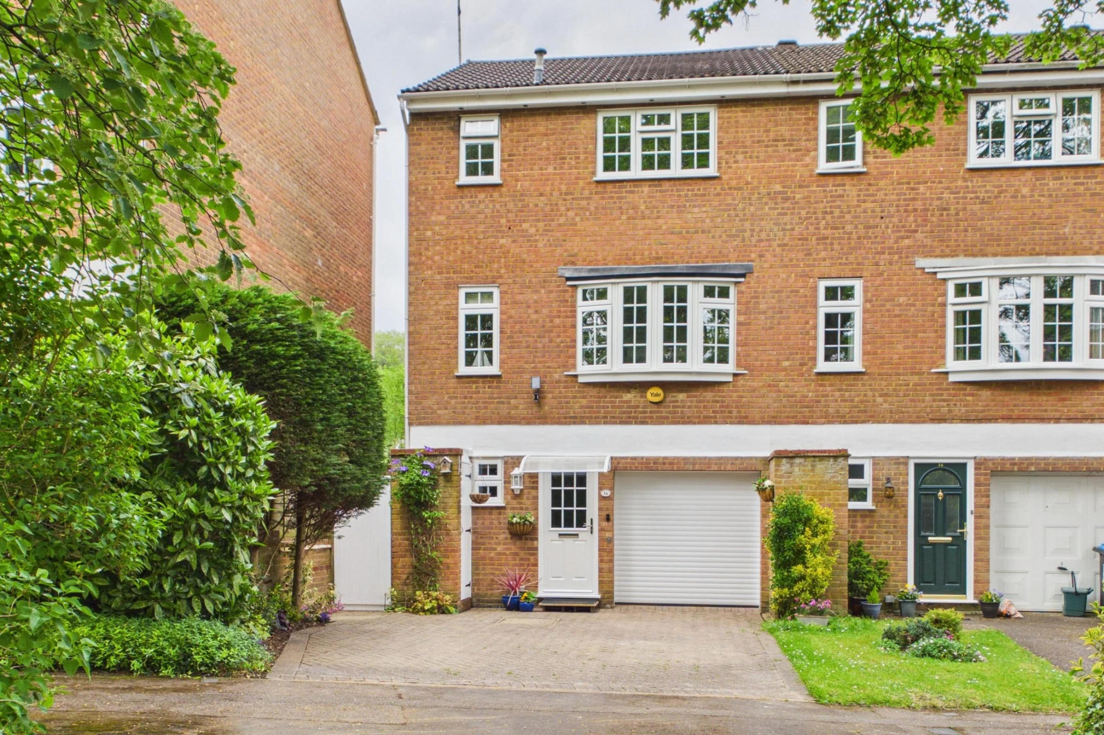 Property enquiry form background image