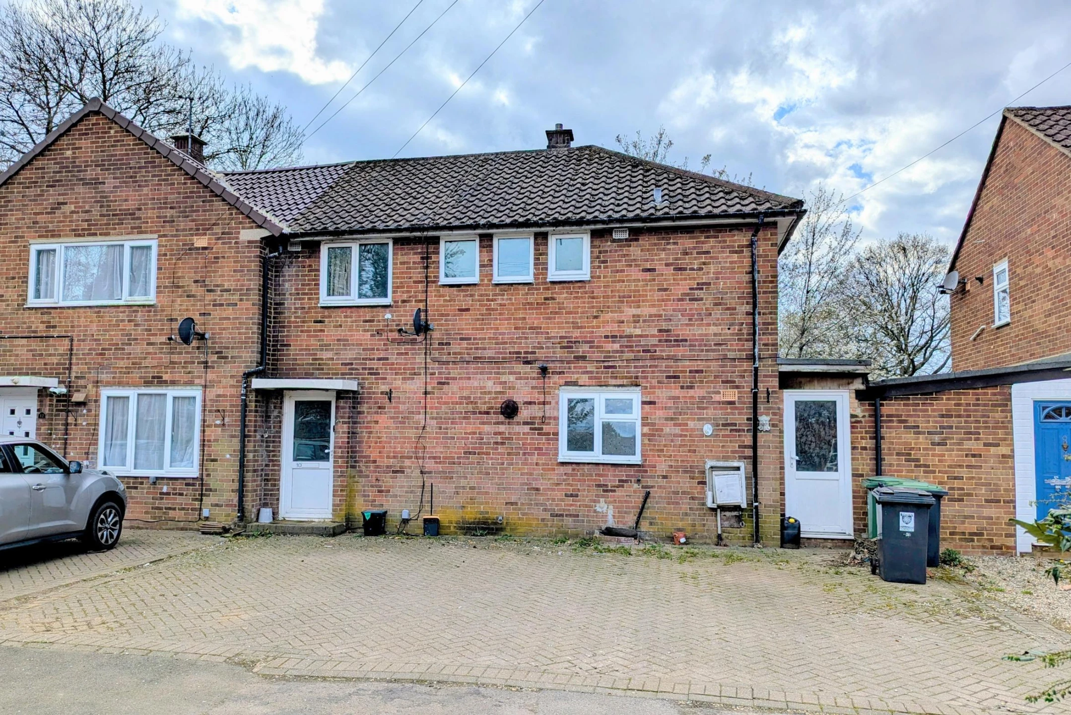 Property enquiry form background image