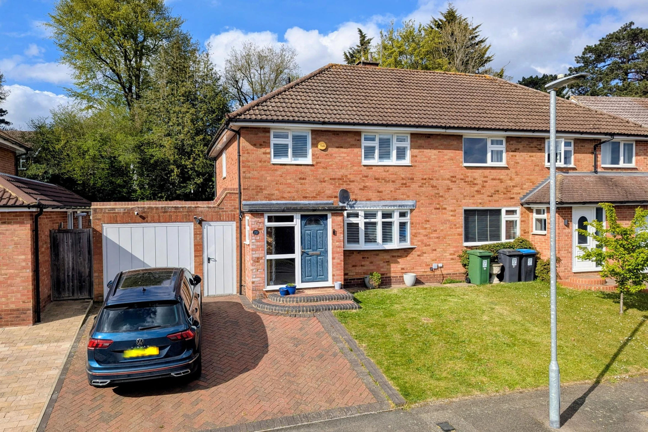 Property enquiry form background image