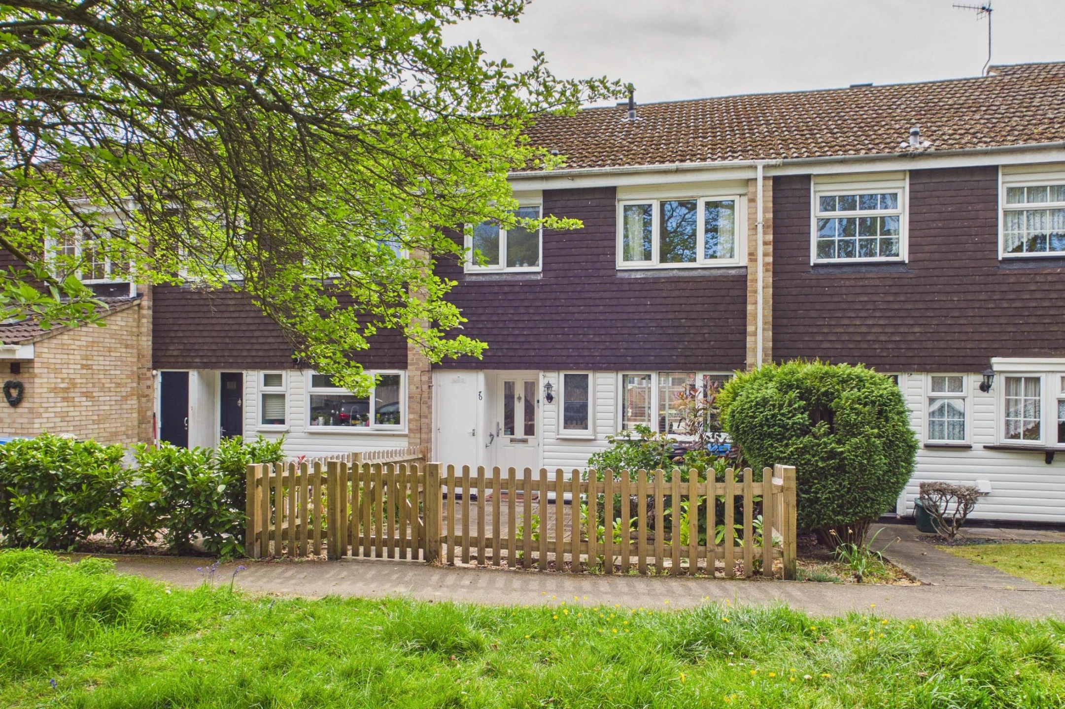 Property enquiry form background image