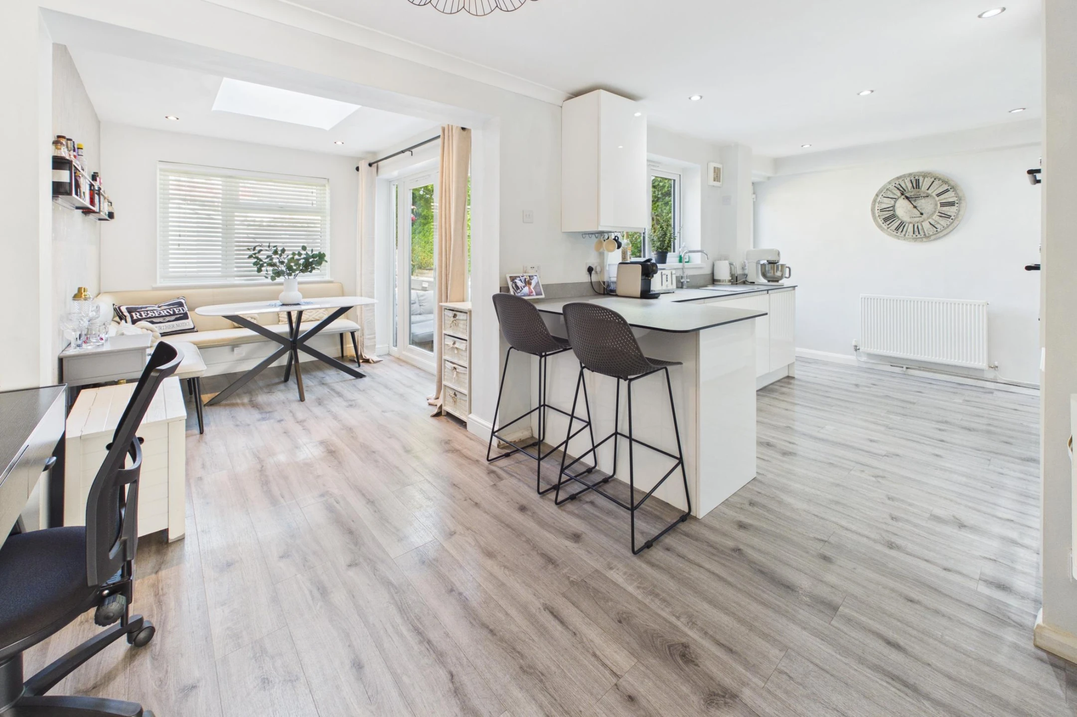 Property enquiry form background image