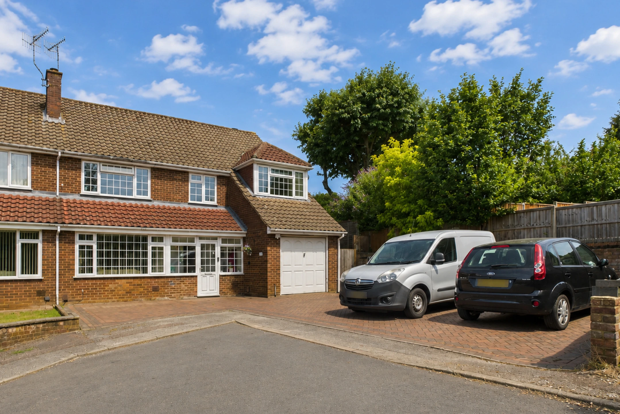 Property enquiry form background image
