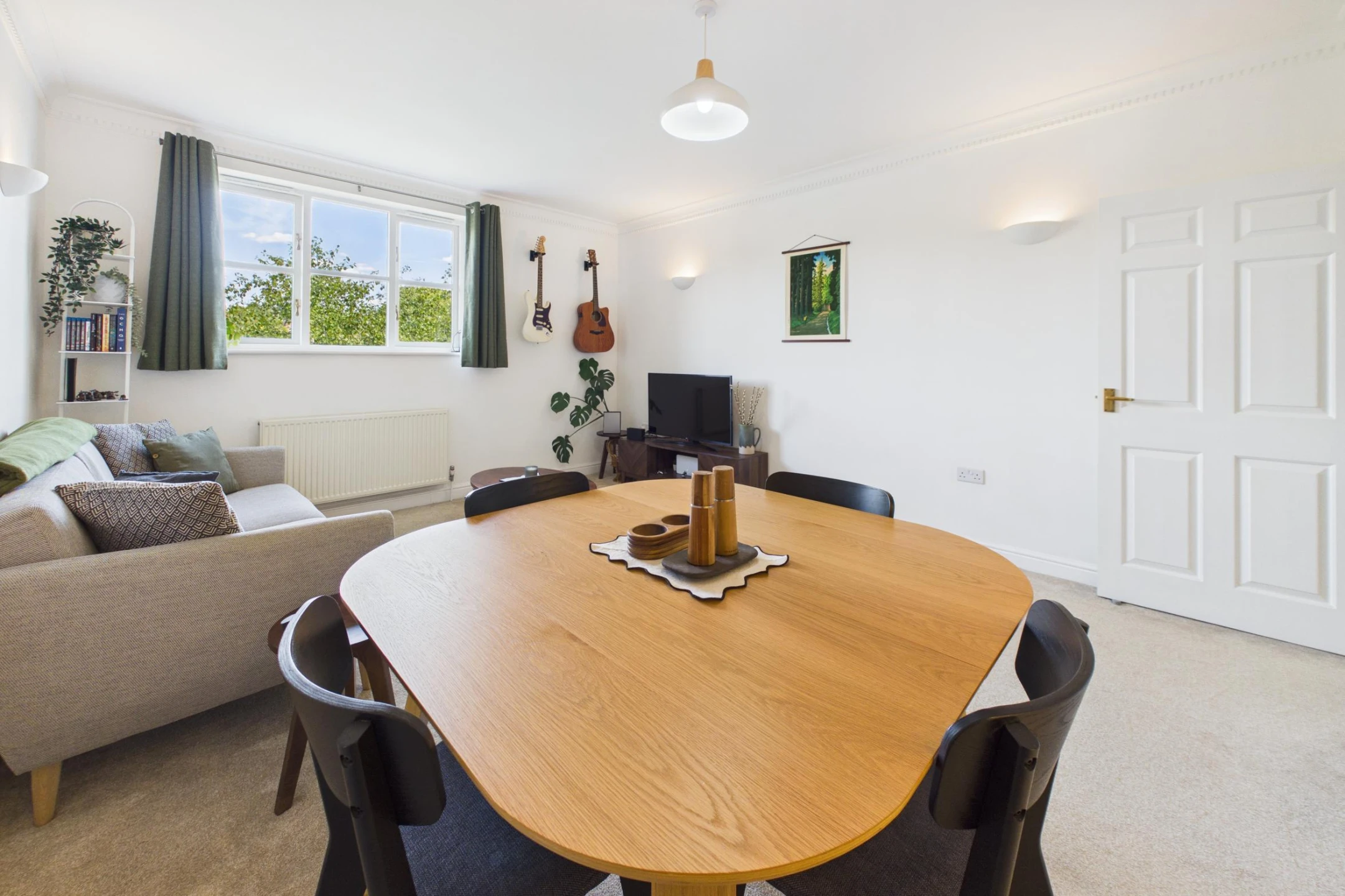 Property enquiry form background image