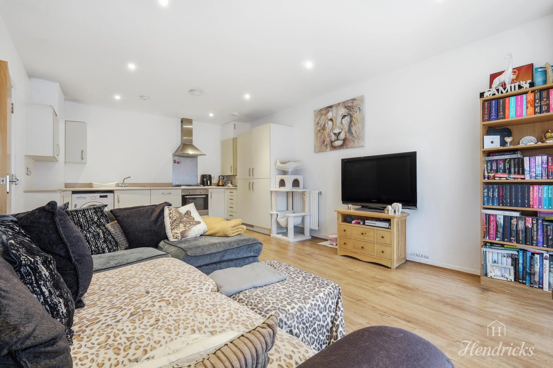 Property image 8