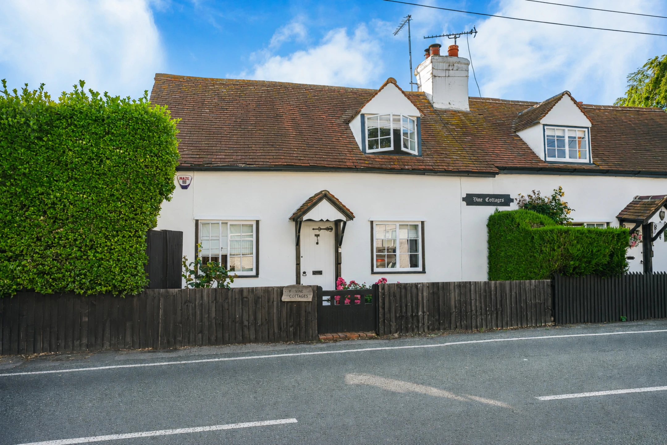 Property enquiry form background image