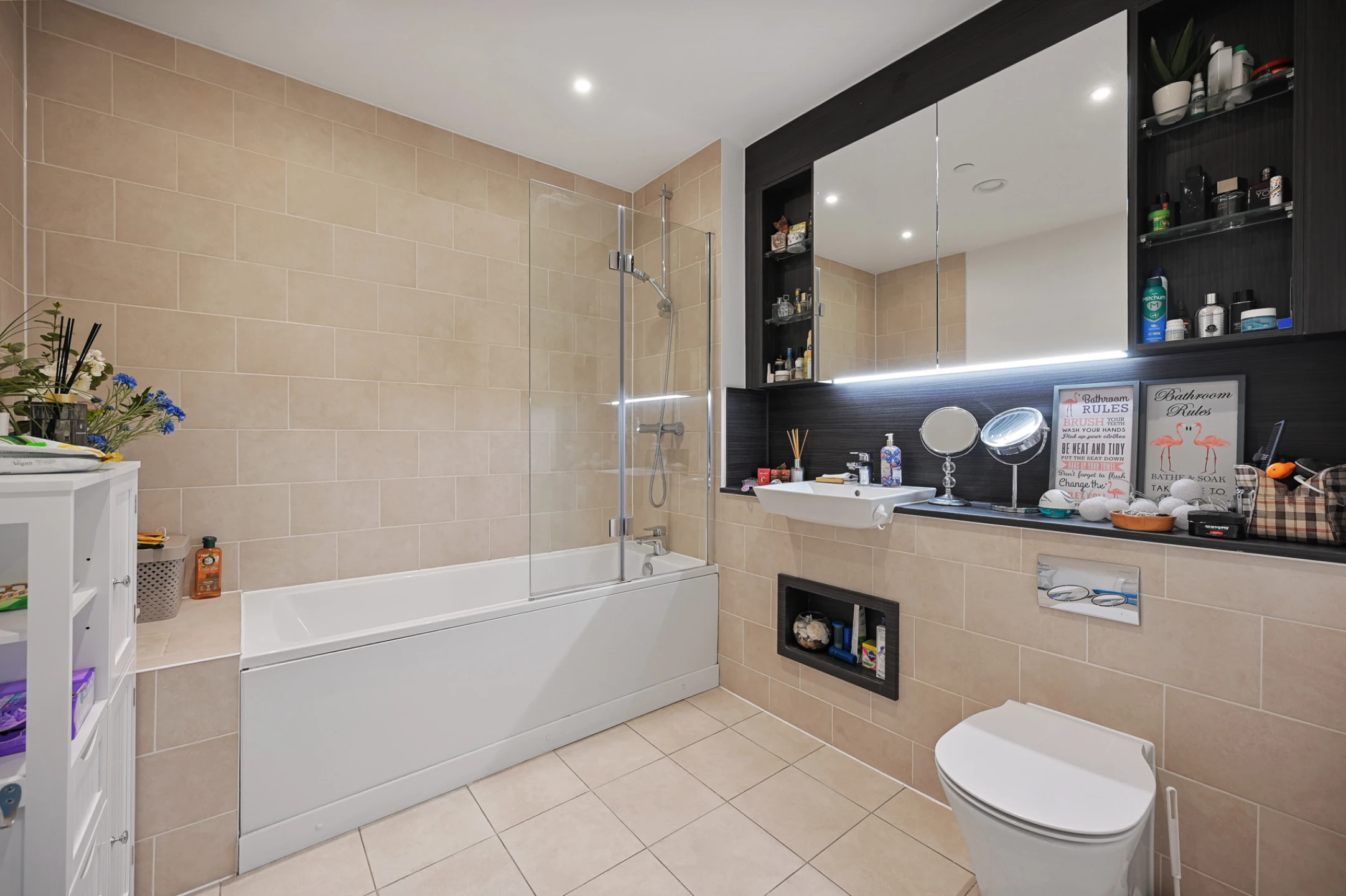 Property enquiry form background image