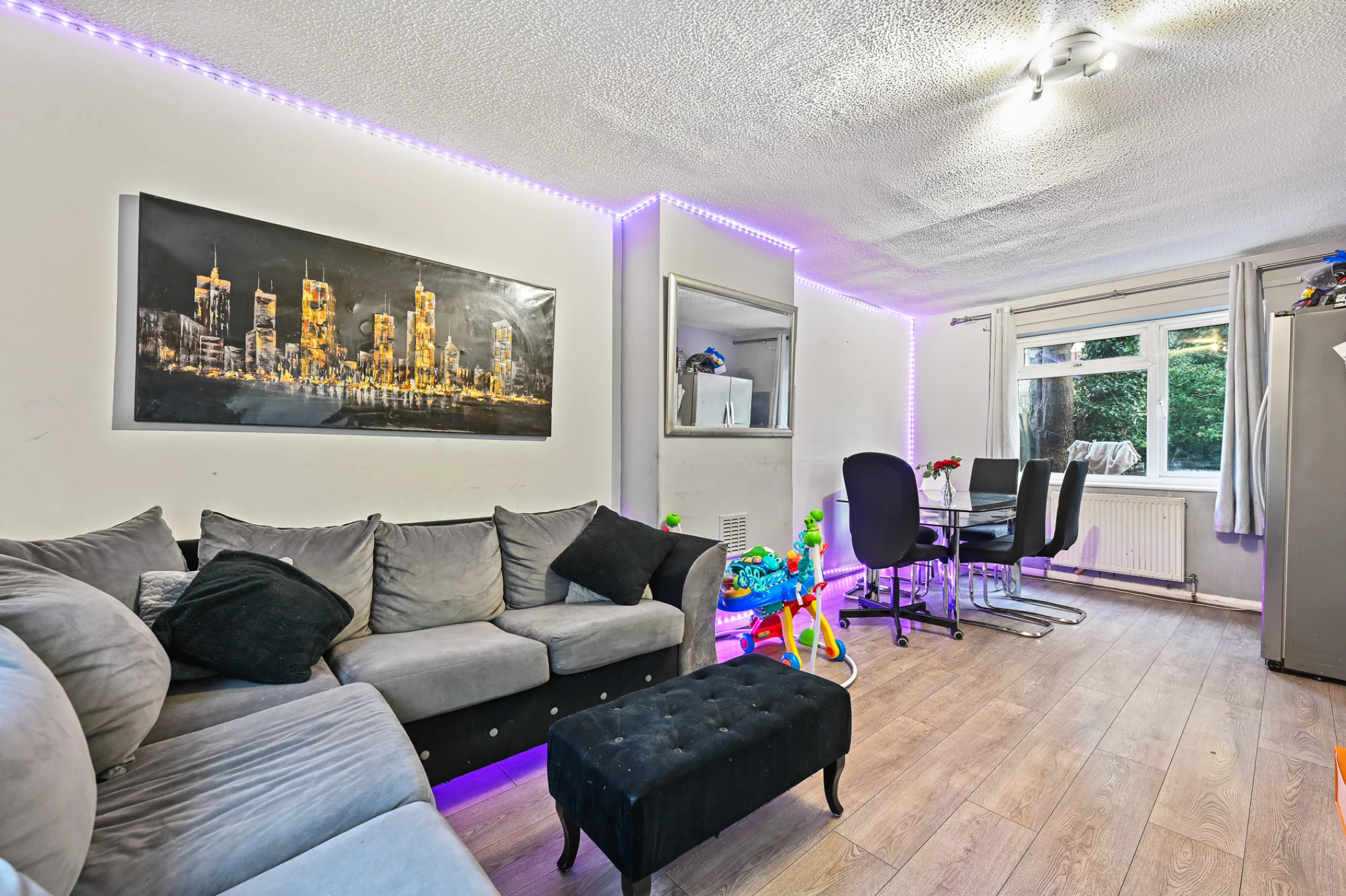 Property enquiry form background image