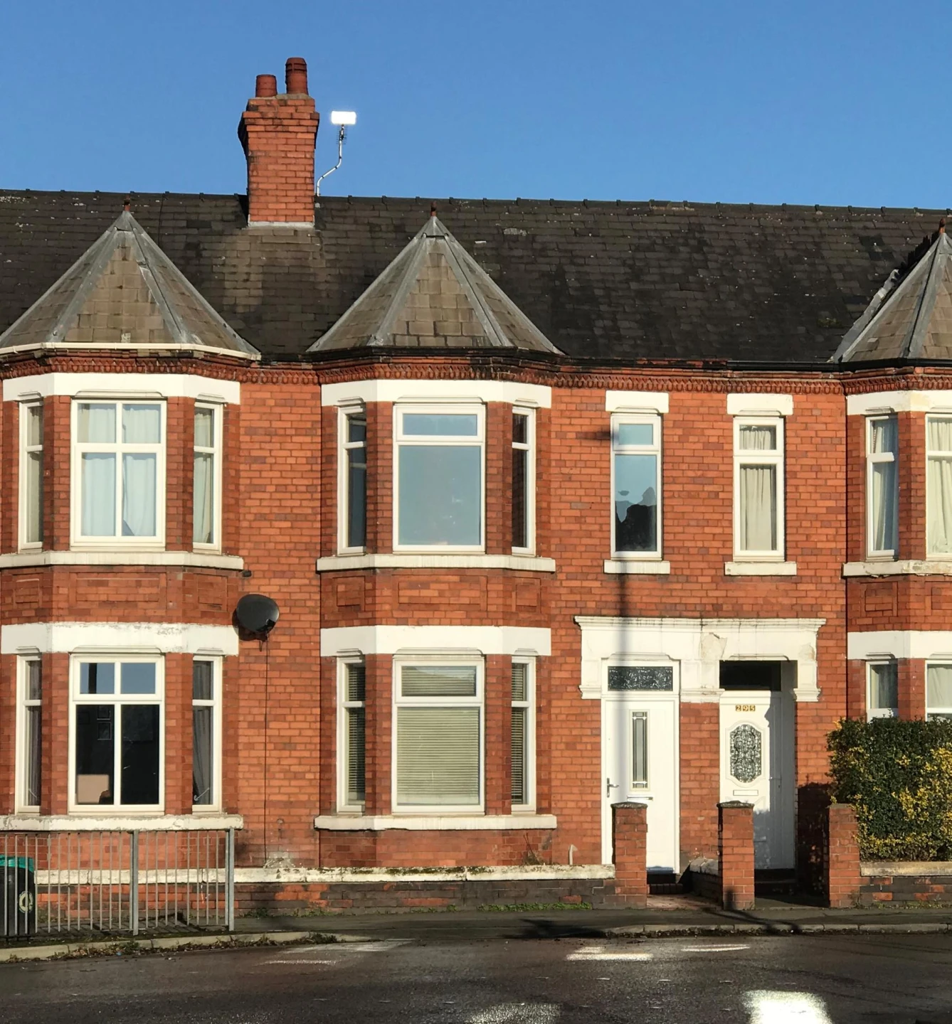 Property enquiry form background image