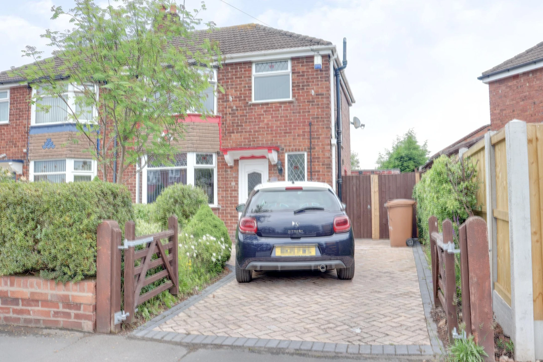 Property enquiry form background image