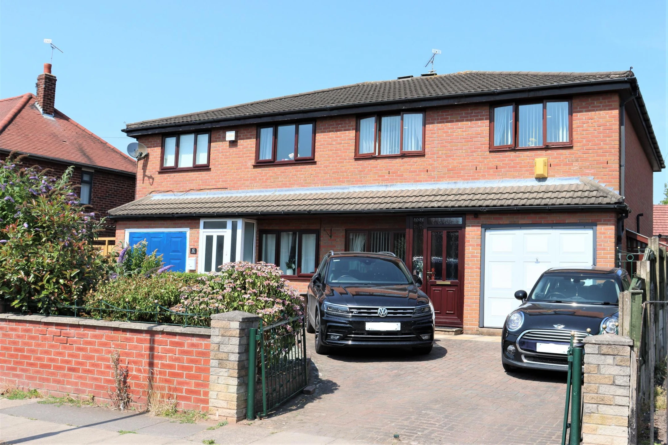 Property enquiry form background image